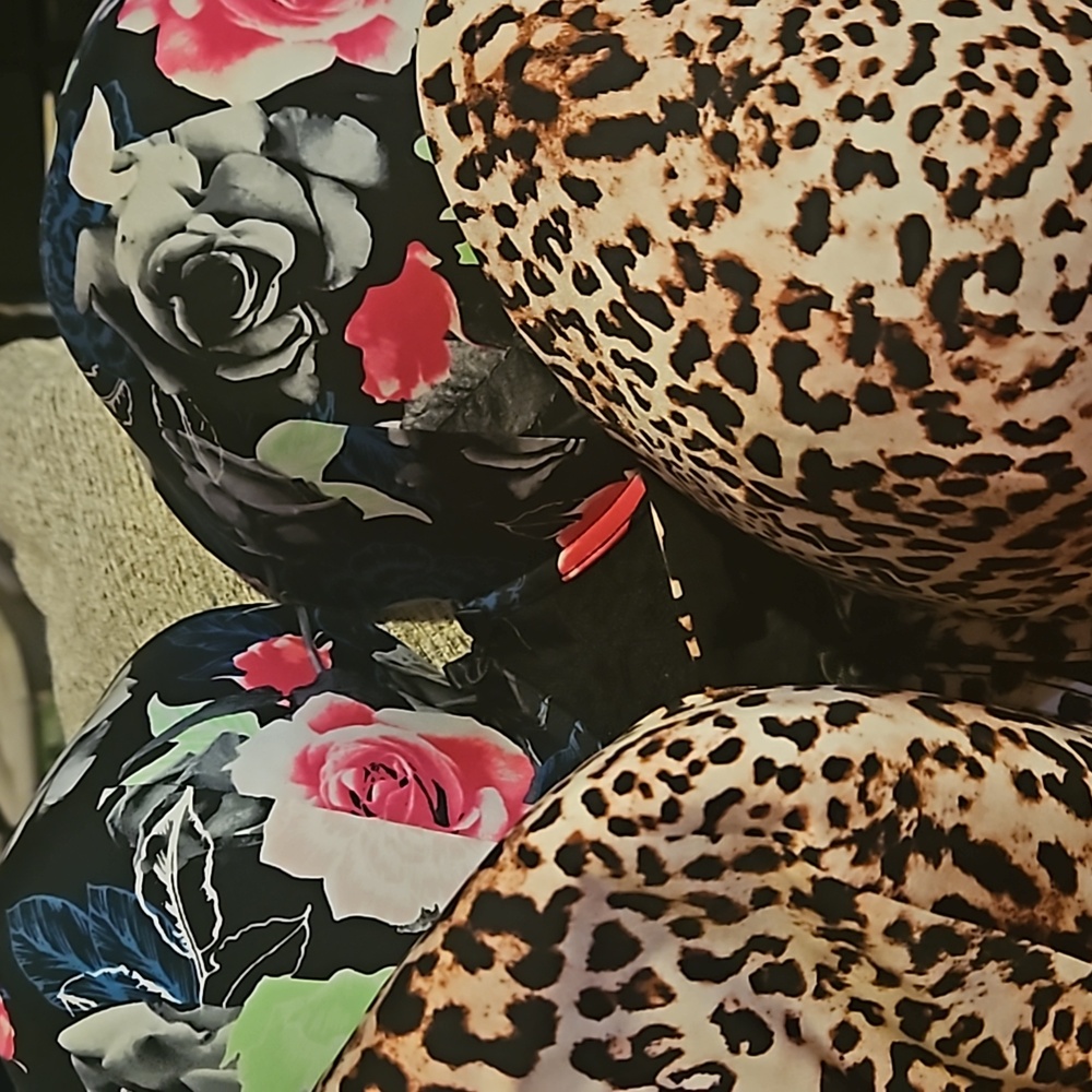 Bundle of 2 torrid 44dd bras